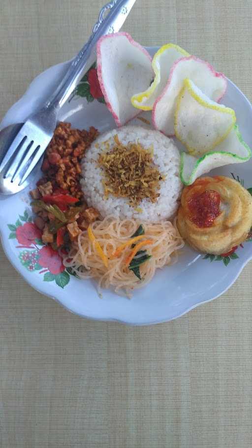 Lontong & Nasi Uduk Medan 3