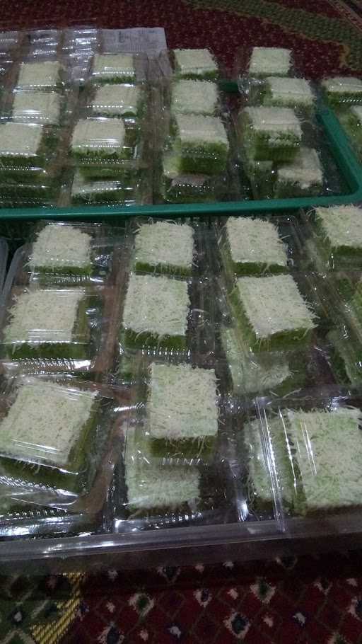 Usaha Kue Eka 1