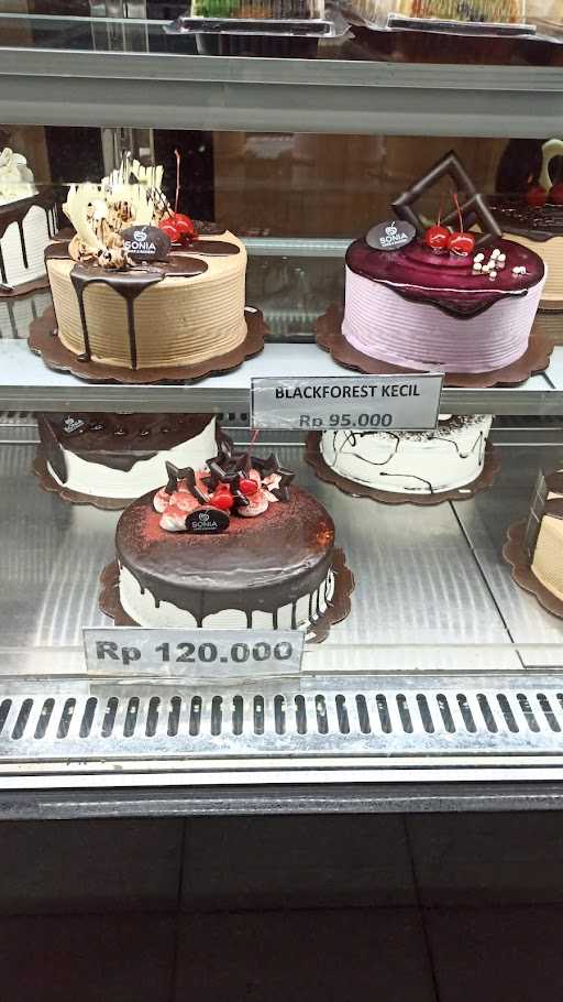 Sonia Cake & Bakery 1