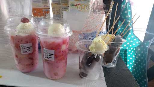 Premium Fruty Float 1