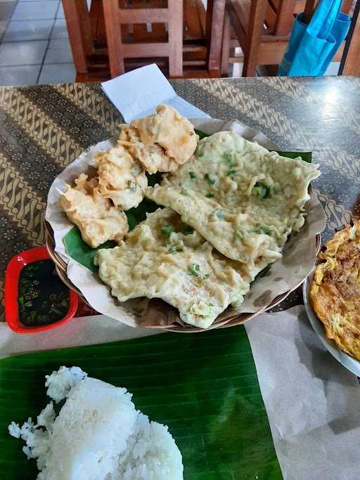 Ayam Goreng Kalasan Tempe Mendoan 2