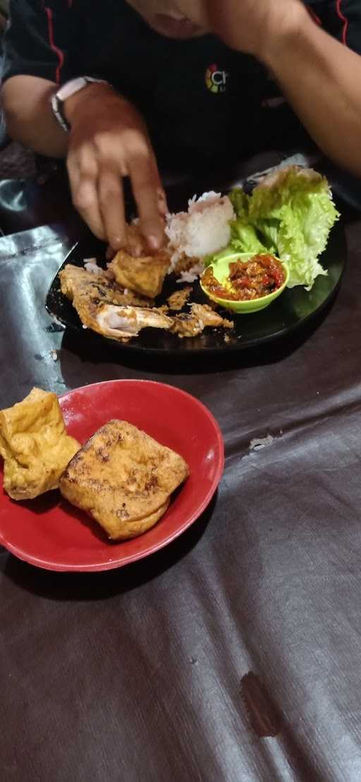 Ayam Neraka Resto 1