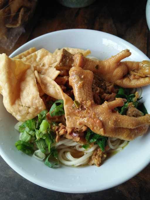 Bakso & Mie Ayam Legenda.Hamka 9