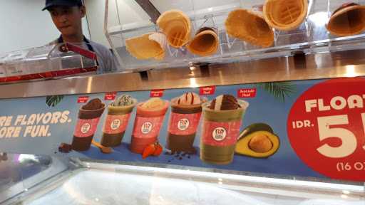 Baskin Robbins - Transmart Padang 10