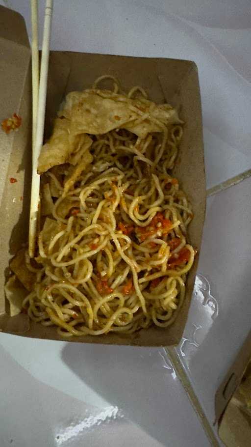 Mie Gacoan Khatib Sulaiman Padang 10