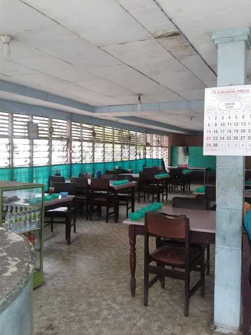 Restoran & Rumah Makan Surya 4