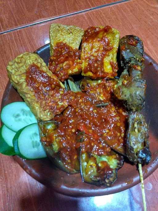 Ayam Penyet Sambel Cobek Tasya 1