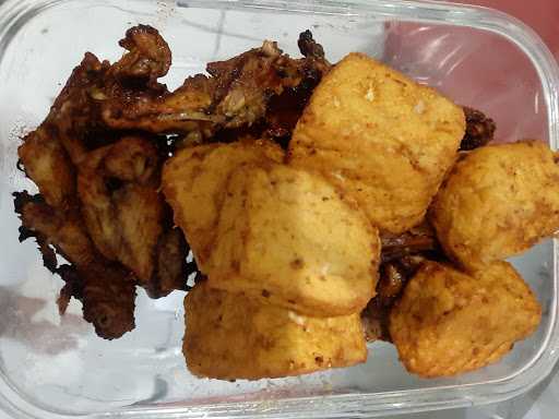 Borobudur Fried Chicken 4