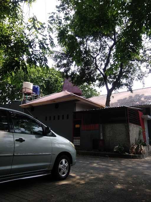 Restoran Simpang Raya Istana Ayam Pop - Ancol 10