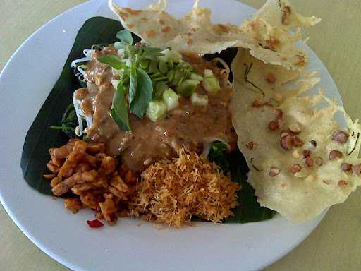 Warung Nasi Pecel Khas Madiun Mbak Darmi 9