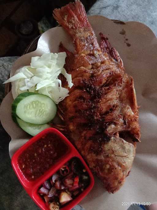 Ikan Bakar Waduk Wadaslintang 5