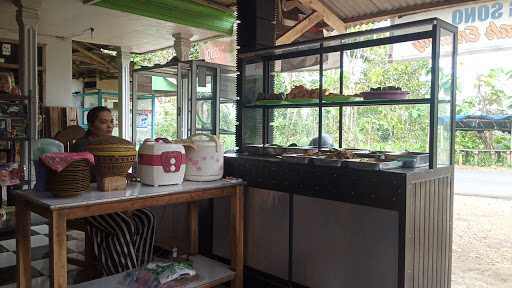 Warung Prasmanan Bu Endang 4