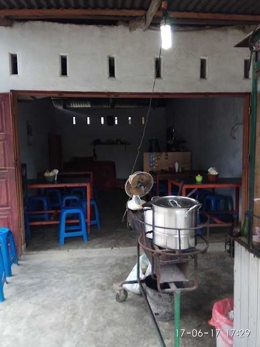 Gorengan Pakde & Sate Ayam 5