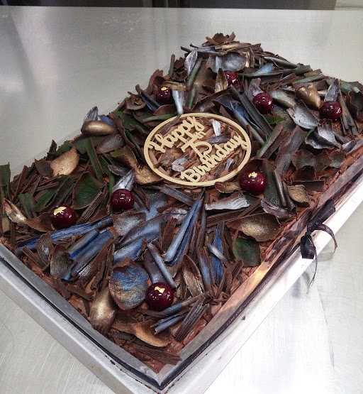 Lady Eve Patisserie - Gading Serpong 3