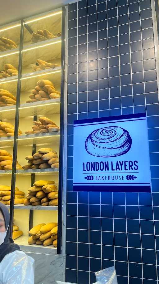 London Layers Maggiore - Gading Serpong 5