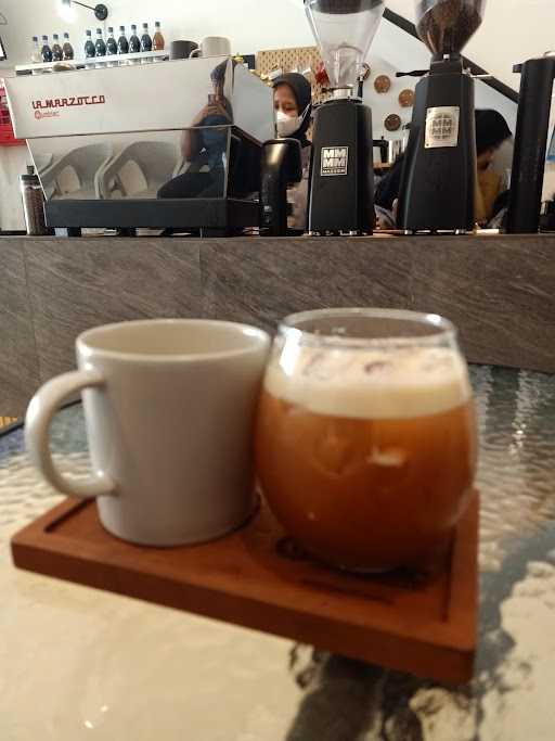 Tumbler Coffee Roastery Bsd 7