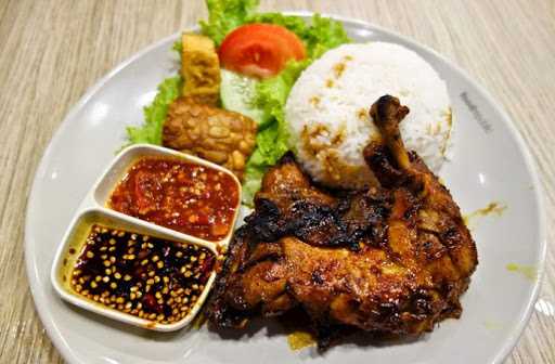 Ayam Bakar & Goreng Ara 4