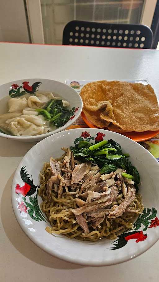 Bakmi Ayam Kampung Ationg 8