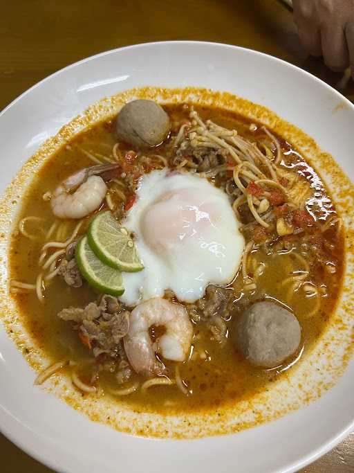 Bobotomyum 8