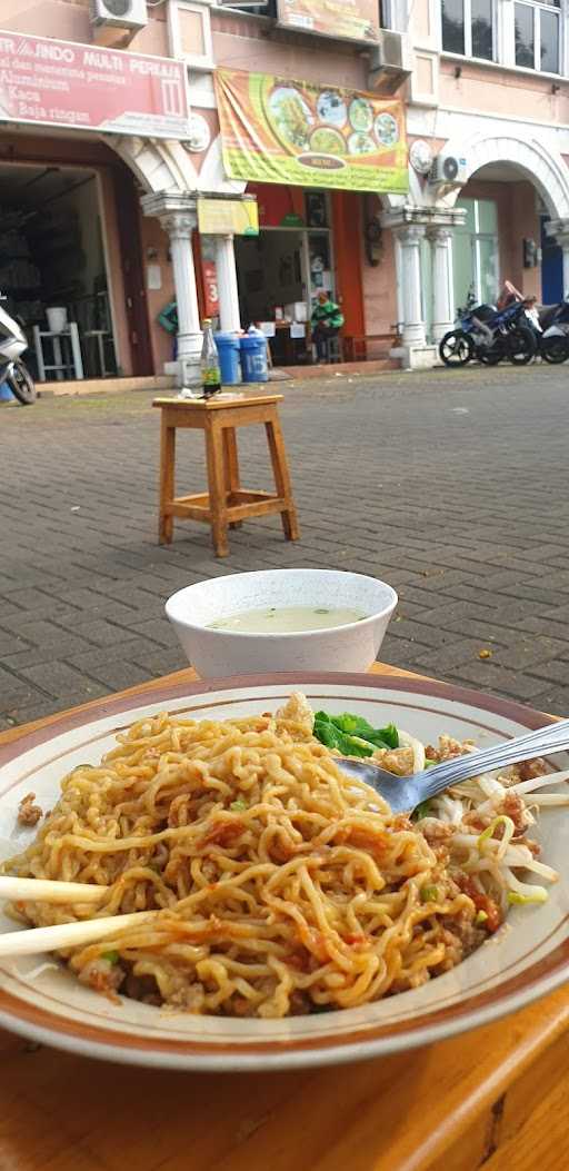 Noodle Yummy Bakmi Bangka 8