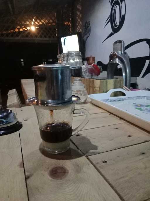 Kedai Kopi Bangkit 7