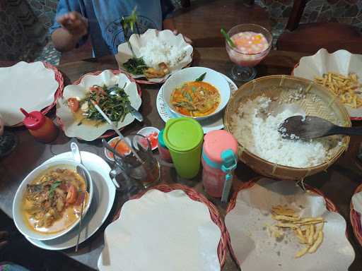 Warung Lalapan 3