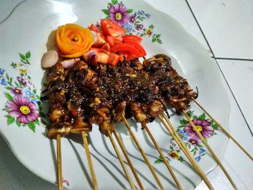 Warung Sate Mba Oe'Oet 6