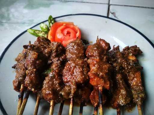 Warung Sate Mba Oe'Oet 1