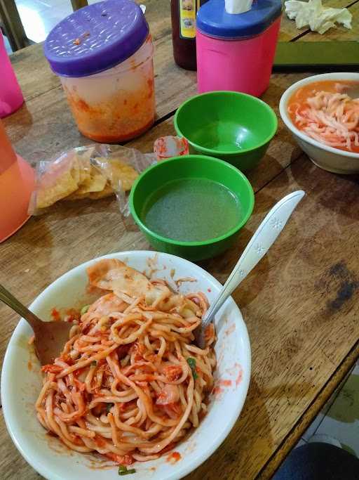 Pangsit Mie Ayam & Bakso Surabaya 1