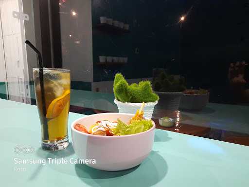 Moonlight Caffe 9