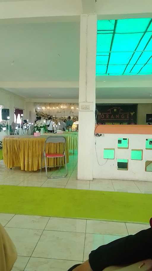 Orange Cafe & Resto 2