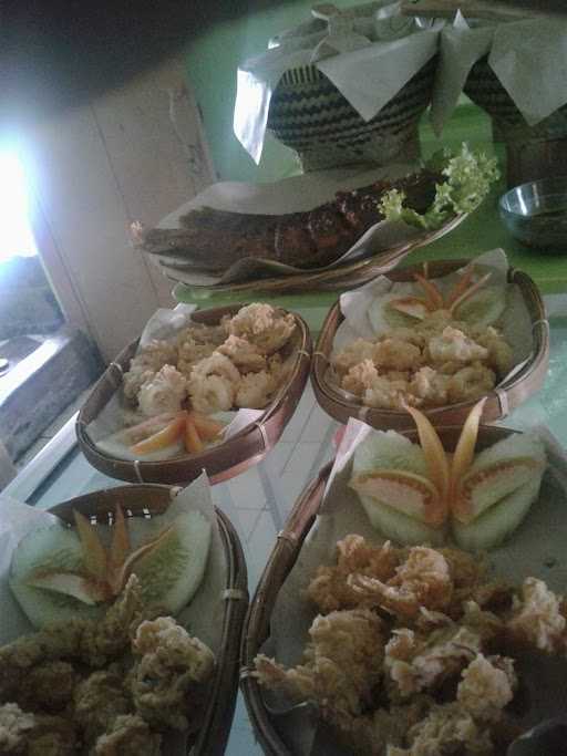 Rai Raka Sundanese & Seafood Restaurants 9