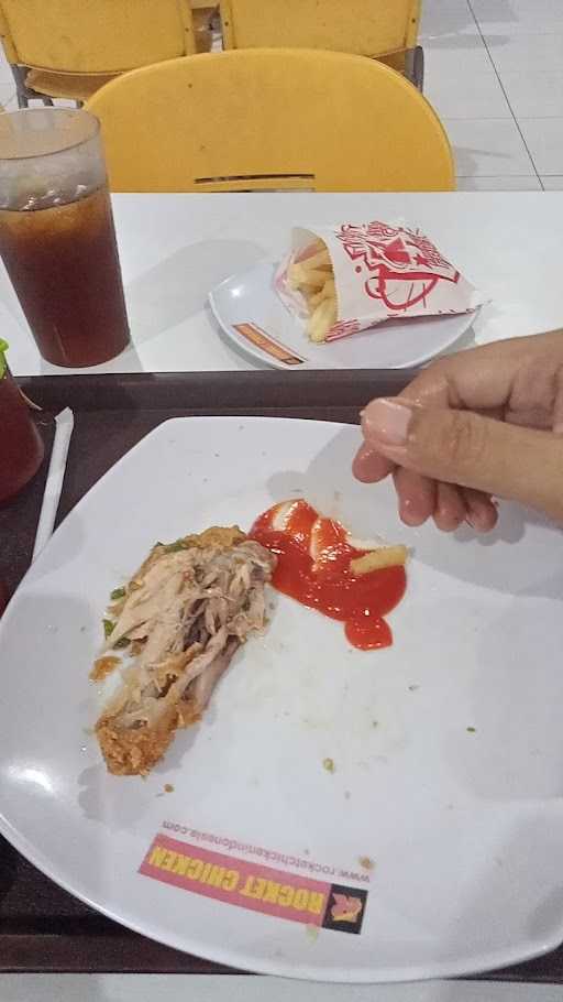 Rocket Chicken Paguyangan 4