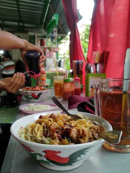 Mie Ayam & Bakso Khasanah 4