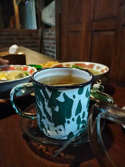 Teras Kopi Merapi 6