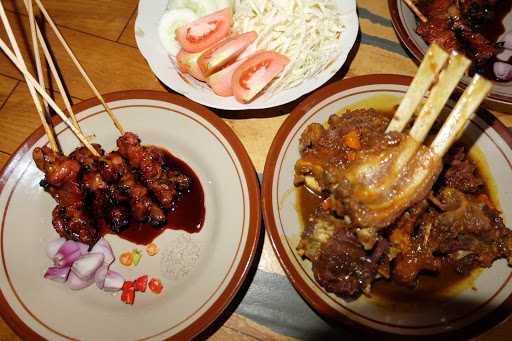 Sate Kambing Larasati 7