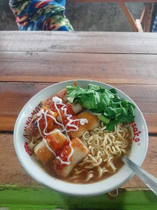 Mie Bakso Karla 6