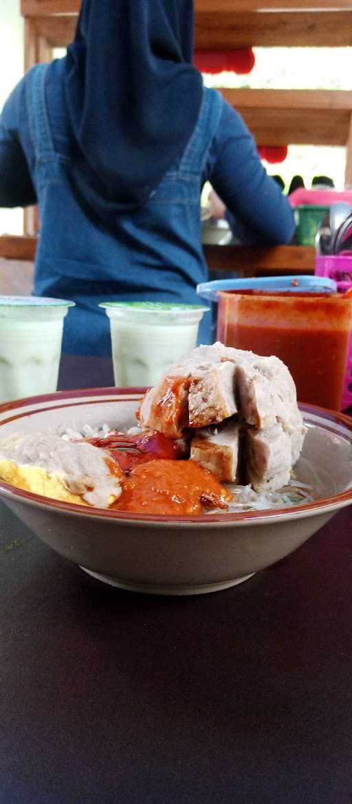 Warung Bakso & Mie Ayam Solo Satu 8