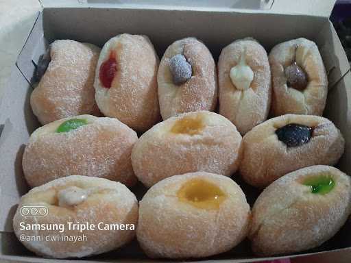 Vin Donuts 4