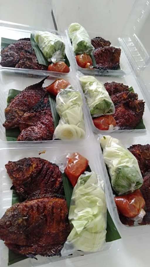 Ayam Bakar & Ikan Bakar Mlekoh 8