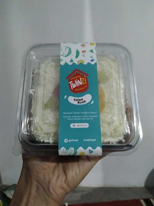 Twinzi (Salad Buah & Snacks) 3