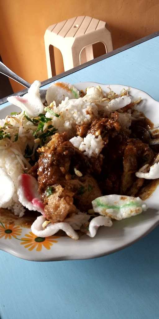 Mak Pik Tahu Lontong 5