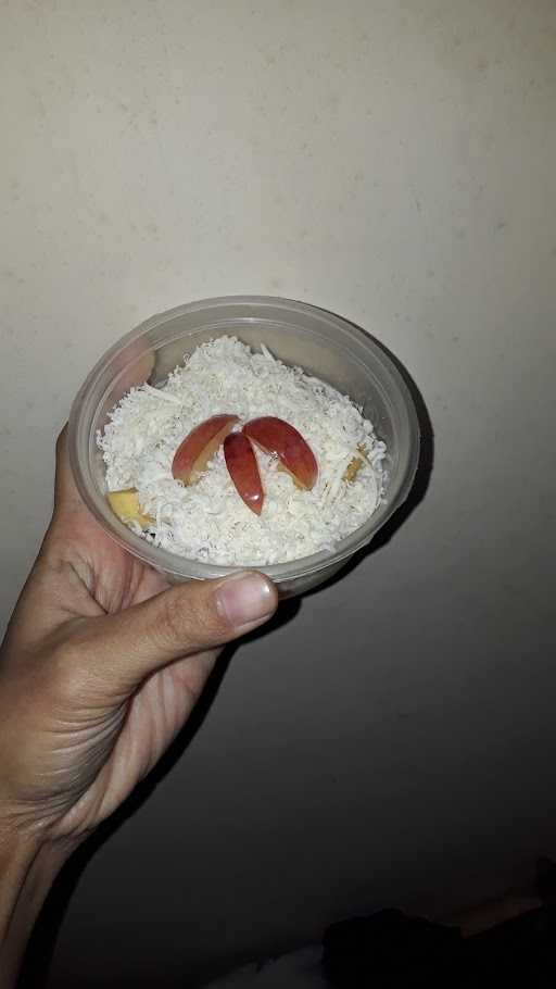 Salad Lee (Salad Buah Yogurt) 2