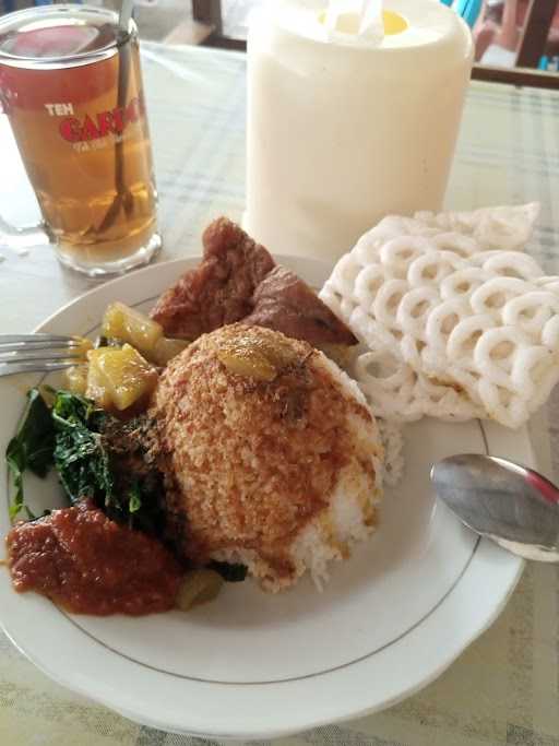 Warung Nasi Kapau Masakan Padang 1