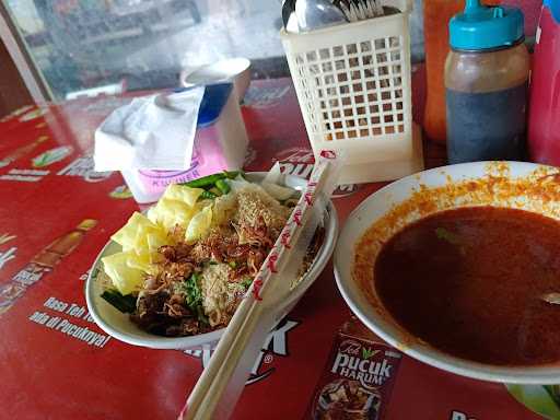 Warung Pojok Mie Ayam & Bakso Solo 10