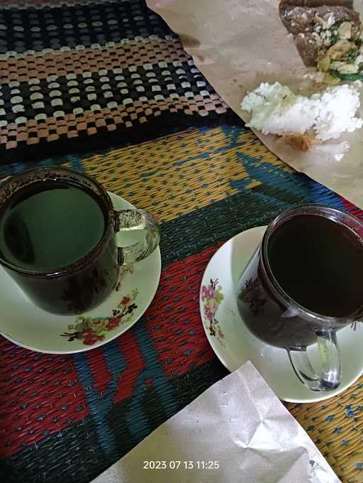 Warung Pojok Mie Ayam & Bakso Solo 2