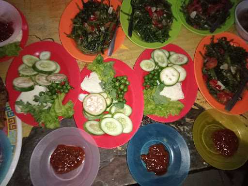 Warung Nininratu 1