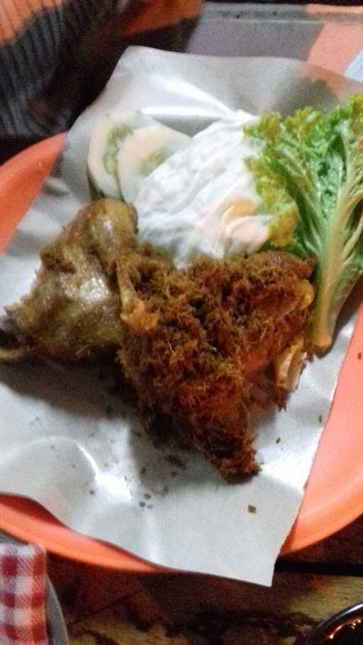 Ayam Goreng Kampung Bu Yadi 7