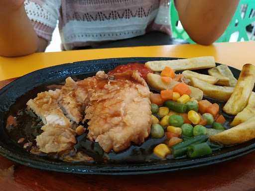 Popeye Chicken Express Hayam Wuruk 10