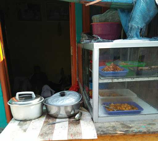 Warung Ibu Ani (Lauk Matang Dan Nasi Uduk) 1